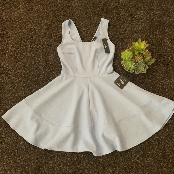 new with tags LuLus dress. - Picture 3 of 6